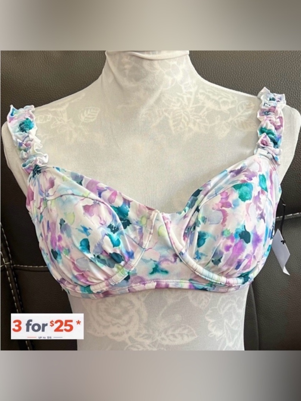 Underwire Shade & Shore  floral ruffle Bikini Top
